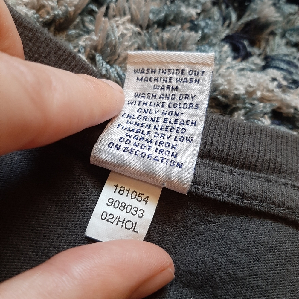 Graphic tee - Picture 7 of 7